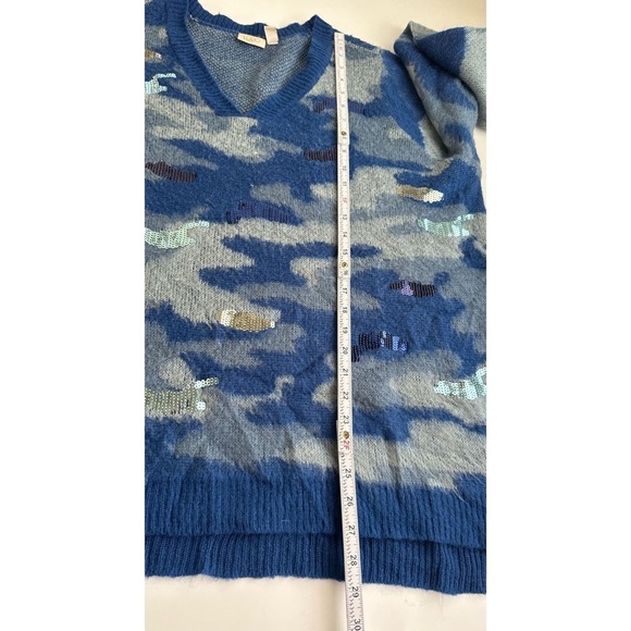 LOGO Lavish Cameo Cardigan - Picture 9 of 11